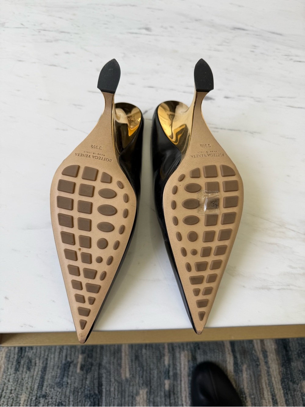 Bottega Veneta Black Pointed Leather Mules with Tan Insole - Picture 3 of 5